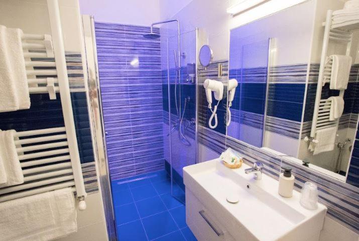Casa Teresa Bed&Breakfast Napoli Bagian luar foto