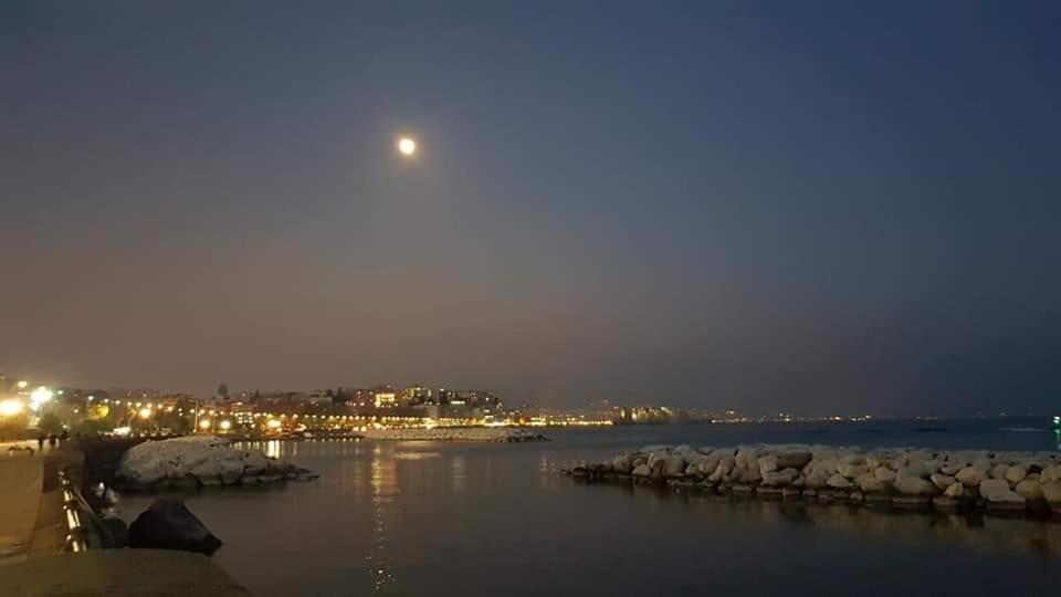 Casa Teresa Bed&Breakfast Napoli Bagian luar foto